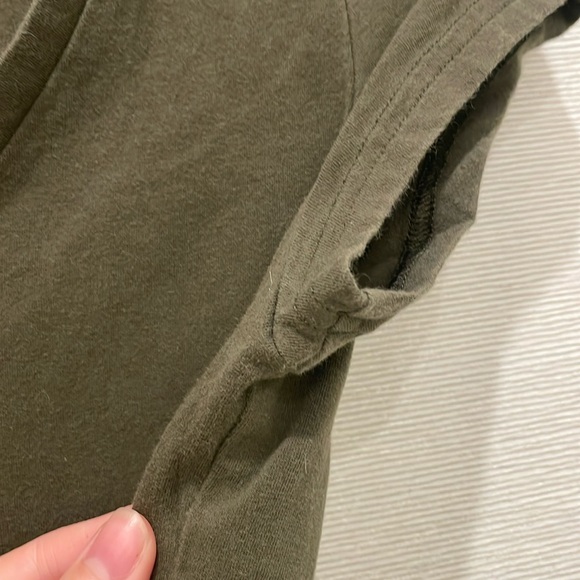 GUESS BRAND! ARMY GREEN VNECK! Size: S - Picture 6 of 7